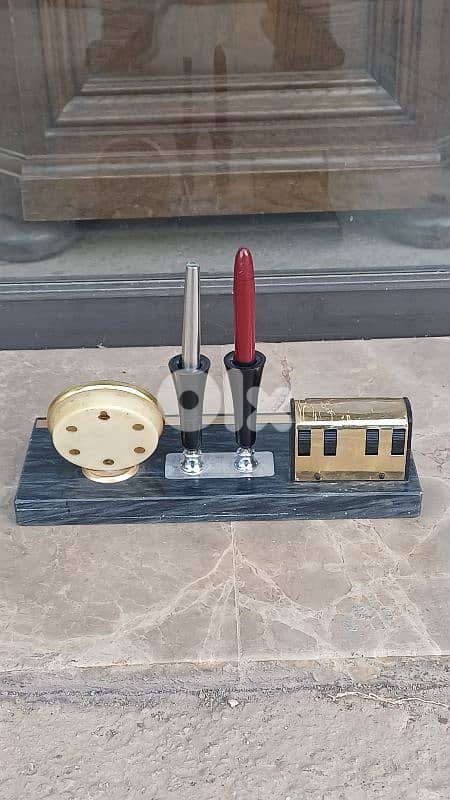 antique 7