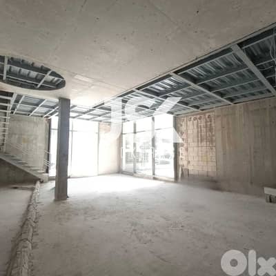 L18020-190 SQM Core & Shell Shop For Rent in Achrafieh, Soho