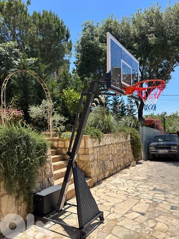 Tempered glass Adjustable Basketball hoop with Iron base 2