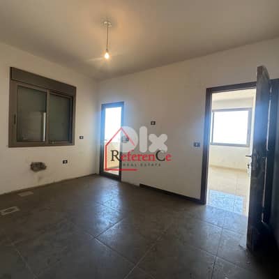 Panoramic view apartment in Haret Sakher شقة في حارة صخر مطل على البحر