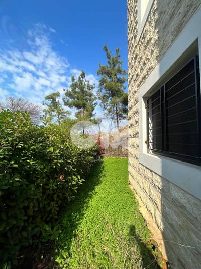 أرض للبيع مع بيت في قرنة الحمراءLand+House for sale in Kornet el Hamra
