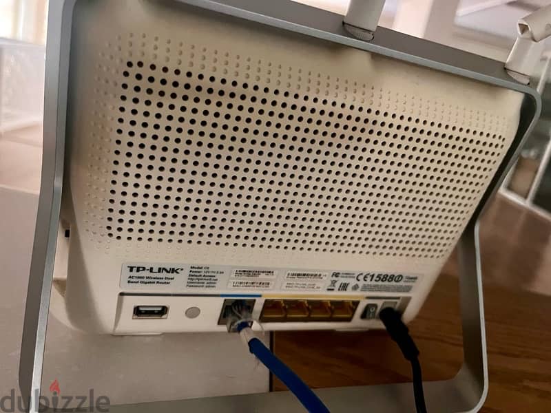 TPLink AC1900 Archer router + TLWR845N 2