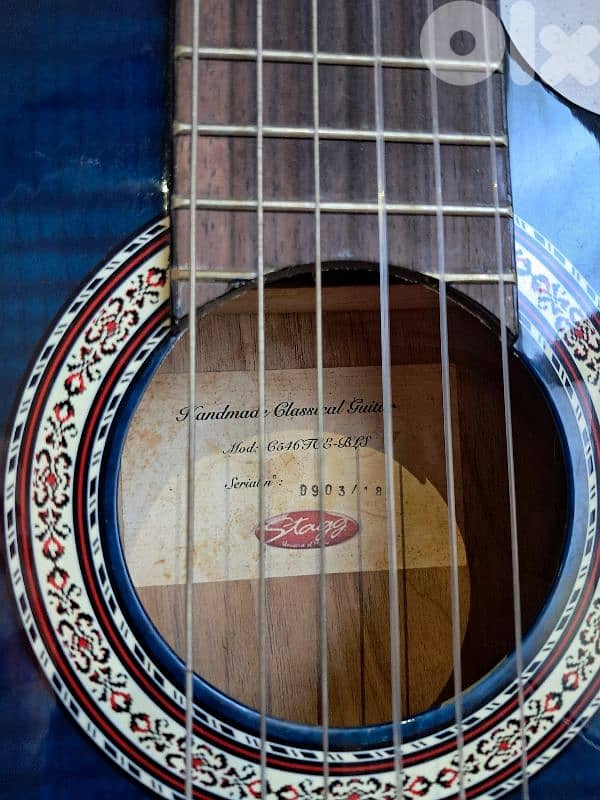 Used guitar in a verry good condition 2
