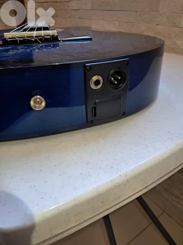 Used guitar in a verry good condition 3