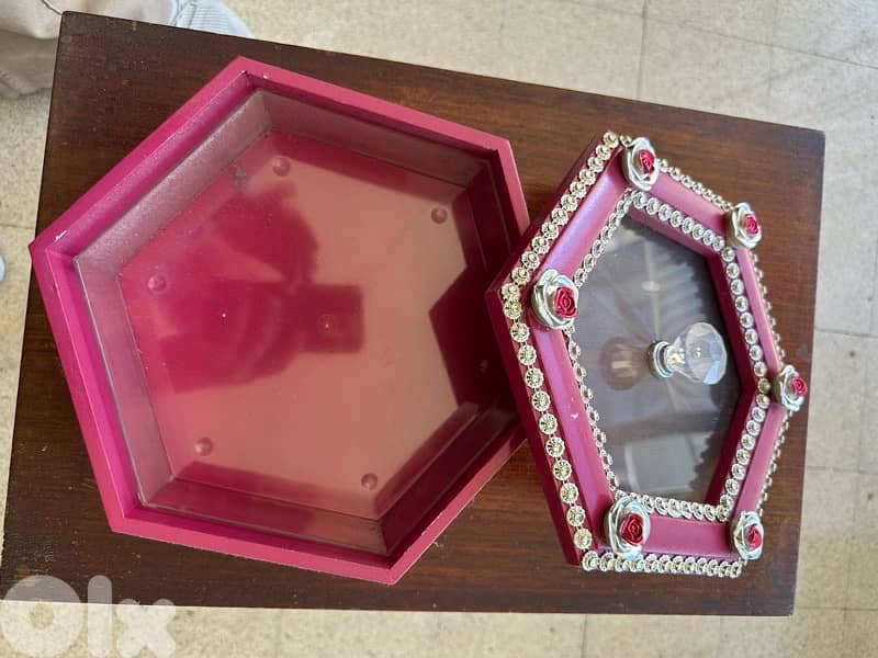 Jewelry box 1