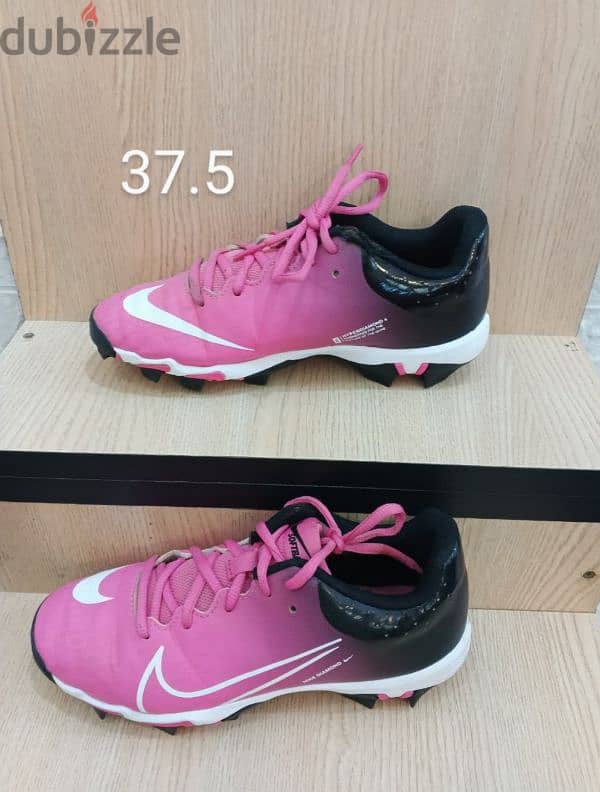 Nike shoes size 37.5 0