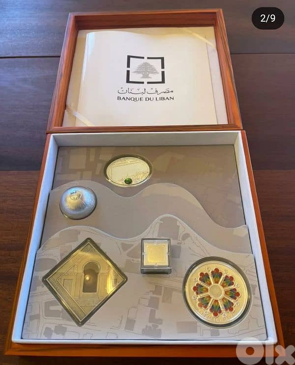 8I-539225 AUB Silver Set 0