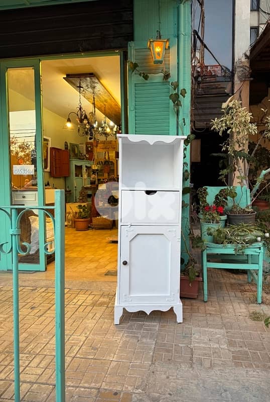 storage cabinet 0