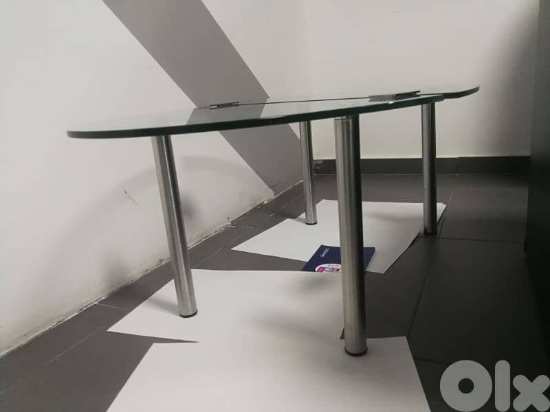 Center Oval Table 1