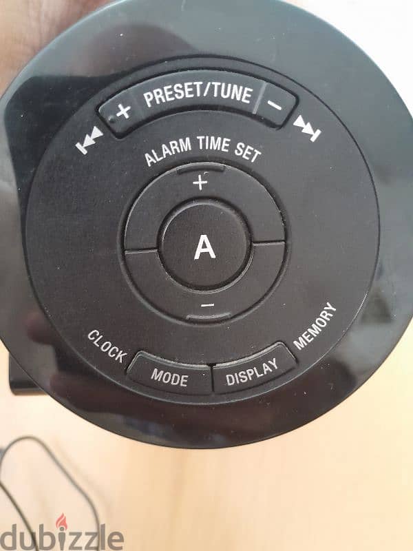 Sony  Dream Machine IPod/ All IPHONES Lightning Radio Alarm Clock. 5