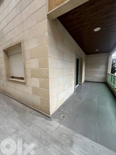 Decorated Apartment for sale in Bsalim للبيع شقة مع تراس في بصاليم