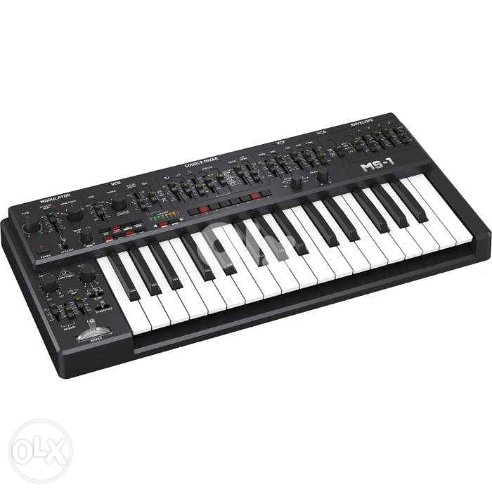 Behringer MS-1-BK Analog Synthesizer with Handgrip, 3340 Analog Oscil 2