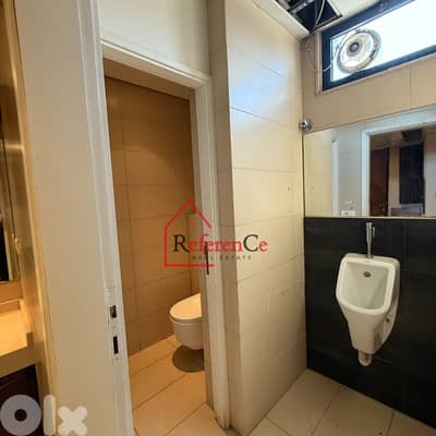 Specious office for rent Furn El Chebbak مكتب واسع للإيجار فرن الشباك