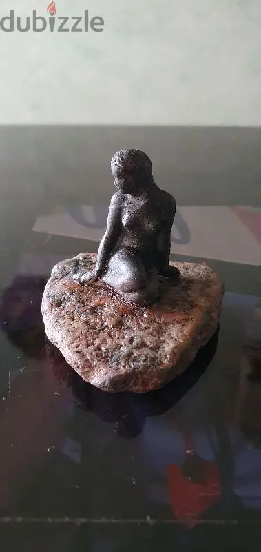 antique bronze