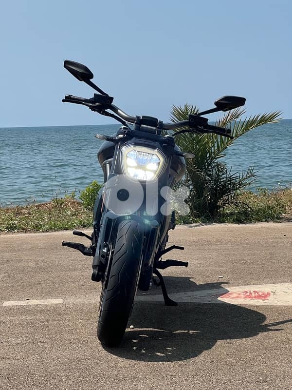 Ducati X diavel S 8