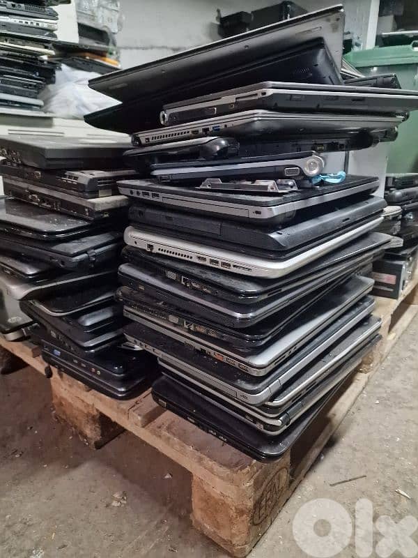 COMPUTER / LAPTOP 1