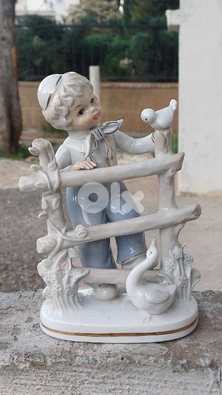antique 0
