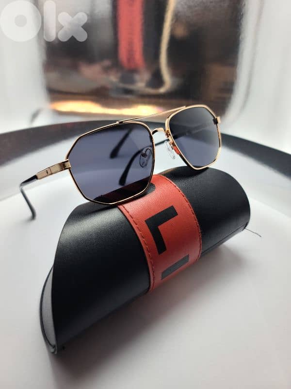 POLICE Golden Luxury Sunglasses 0