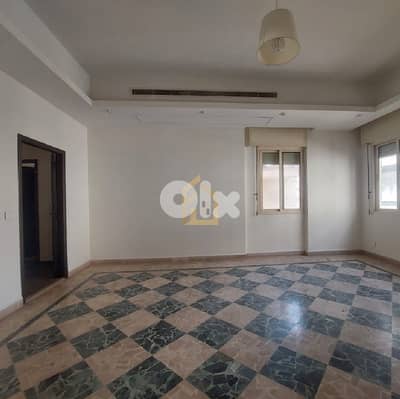 Apartment for rent in Achrafieh JD124 شقة للإيجار في الأشرفية،