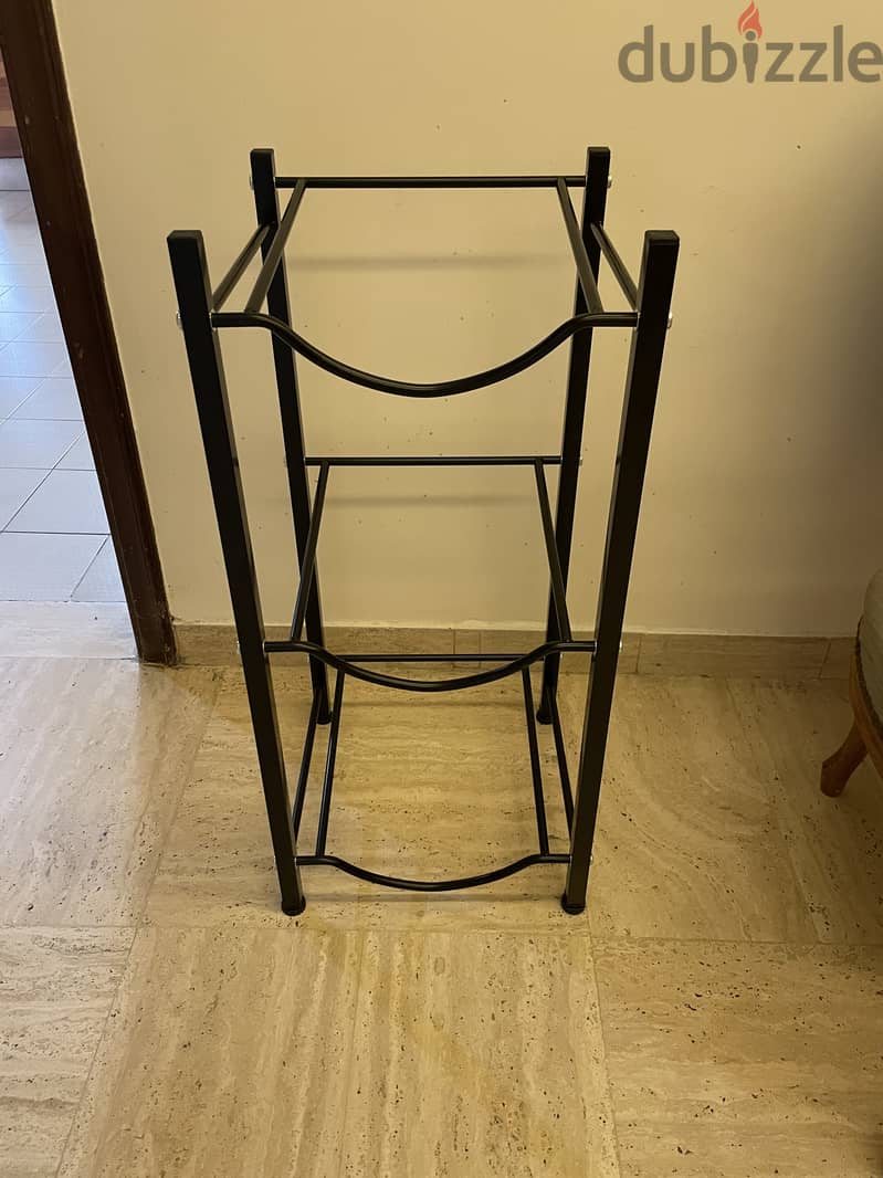 Water stand / water bottle holder for 3 0