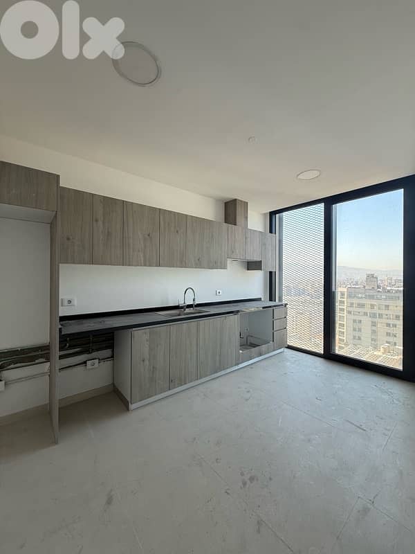 HOT DEAL! Luxurious Apartment For Sale In Achrafieh 0