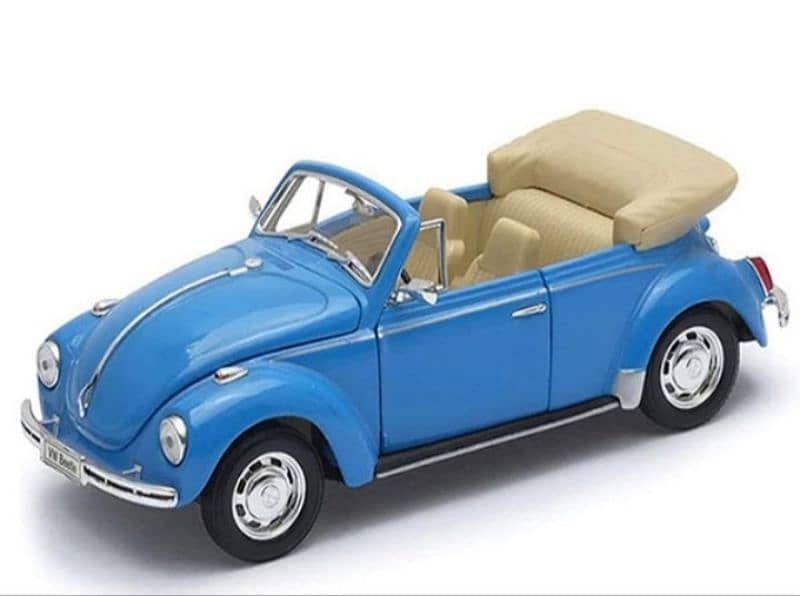 Volkswagen Beetle Cabriolet diecast car model 1;24. 0