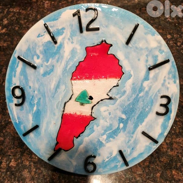 Customized Lebanon Resin Clocks 0