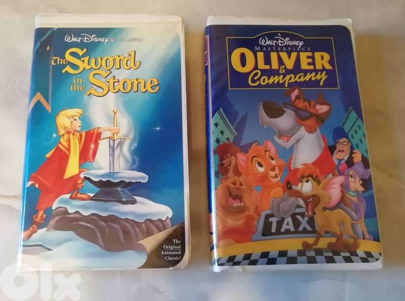 VHS cassettes many titles & genre prices start at 4$ 4