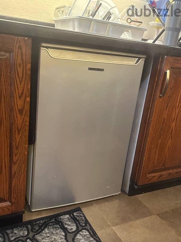 refrigerator 0