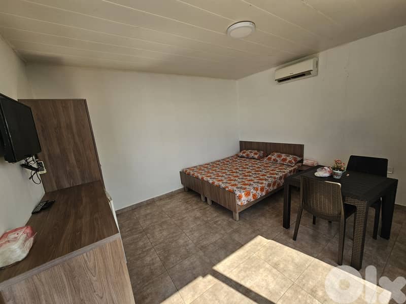 RWB374EA - Studio Chalet for rent in Bouar 1