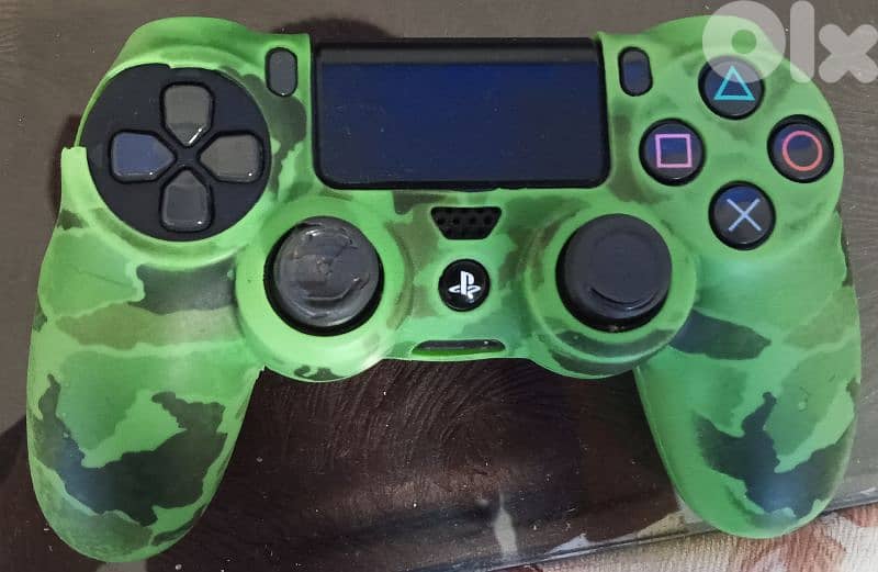 ps4 slim 4