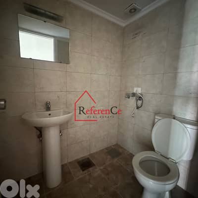 Prime location office in Jounieh مكتب الموقع الرئيسي في جونية