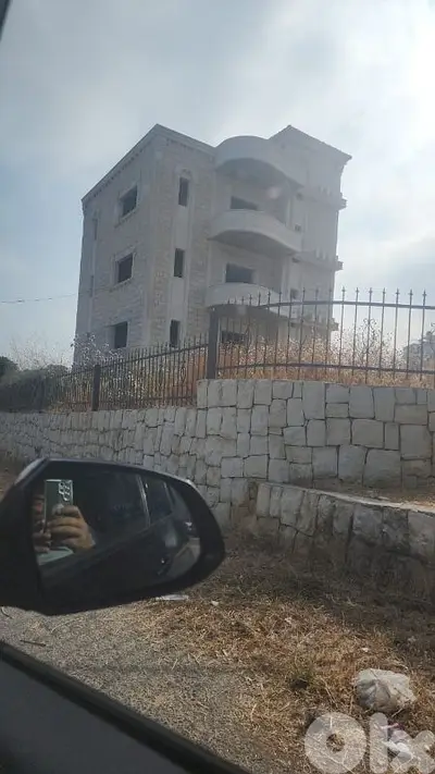 building for sale in saadiyet بناية للبيع في السعديات