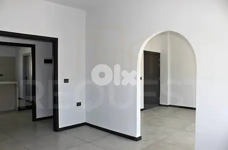 Apartment For Sale in Furn El Chebak شقة للبيع في فرن الشباك