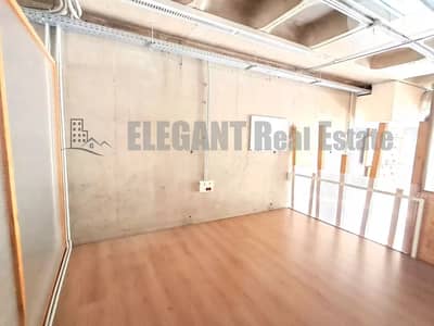 Showroom | 247 Electricity | Prime Location |