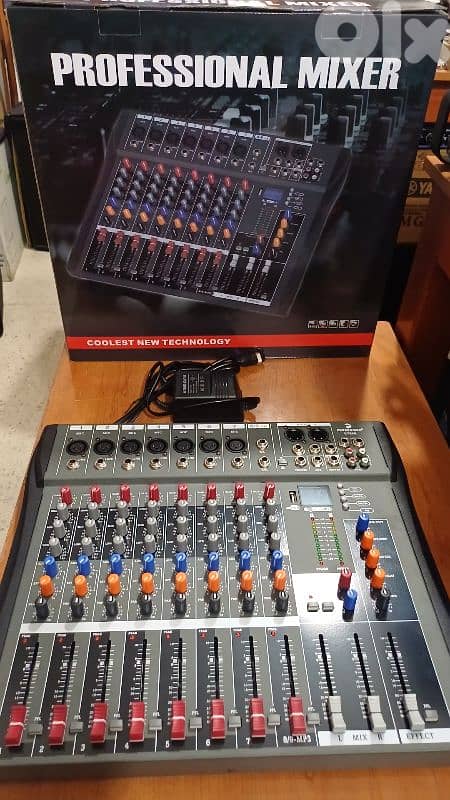 mixer 8 channel,usb,bt,aux,echo, new in box 1
