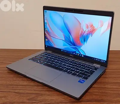 TOUCH GENERATION 11 - VGA IRIS XE - DELL CORE I7 - 16 RAM