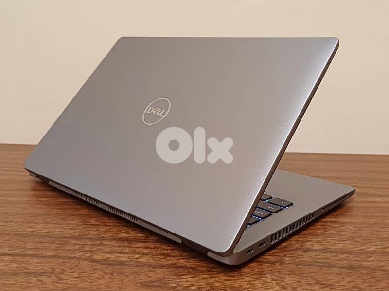 TOUCH GENERATION 11 - VGA IRIS XE - DELL CORE I7 - 16 RAM 2