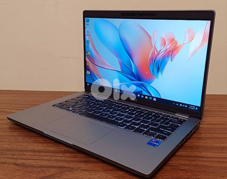 TOUCH GENERATION 11 - VGA IRIS XE - DELL CORE I7 - 16 RAM 12