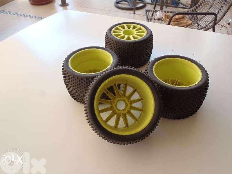 exchange on rc hobby ,PROLINE BOW-TIE TYRES , 5.68x3.32 , used tyres 3