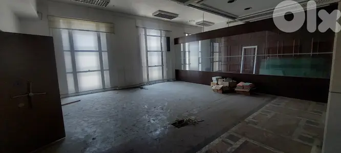 Office in Down Town for rent مكتب بموقع مميز في وسط المدينة للإيجار
