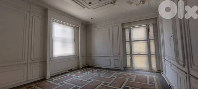 Office in Down Town for rent مكتب بموقع مميز في وسط المدينة للإيجار