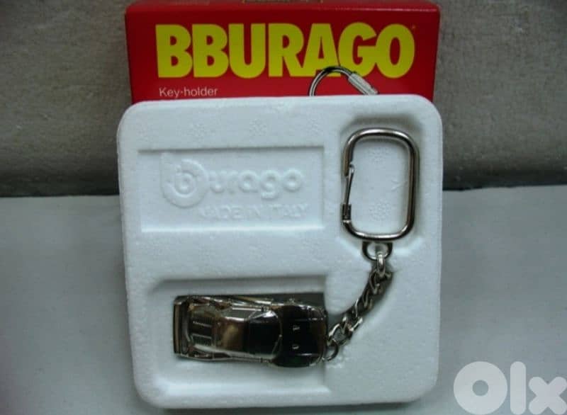 Ferrari F40 key chain Scale 1:87. 1