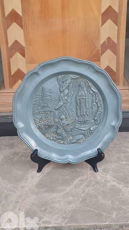antique 0