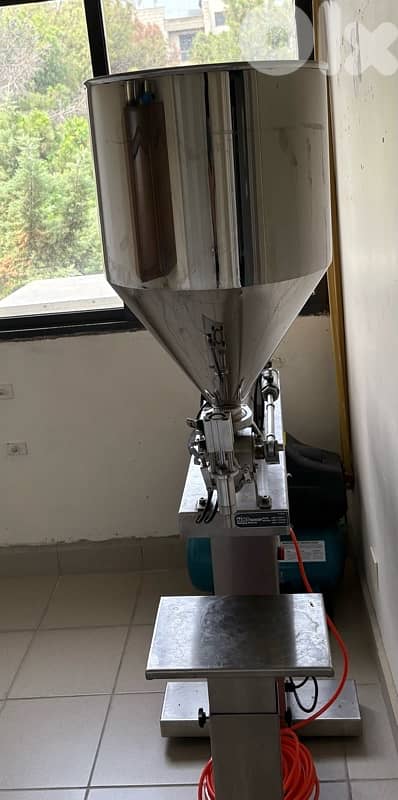 spreads filling machine 0