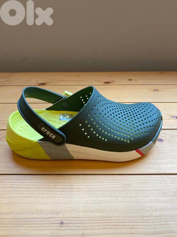 8I-539225 Original Crocs literide 40% OFF 1