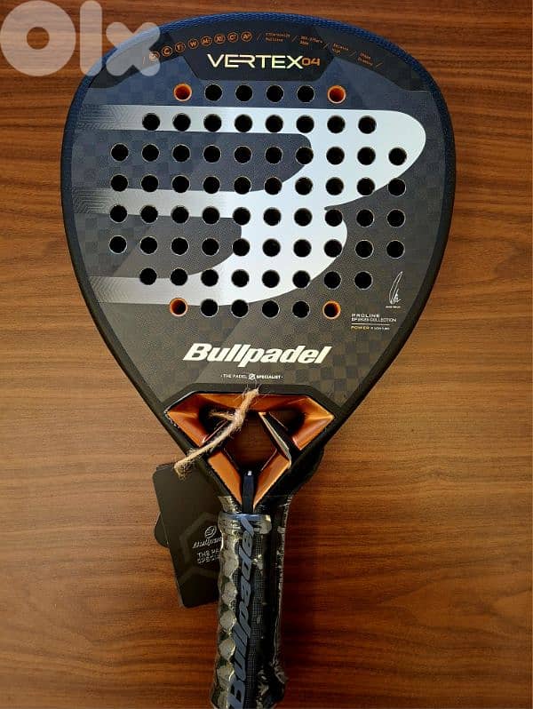 Bullpadel Vertex 04 12K Model 2025 Price: 220$ 1