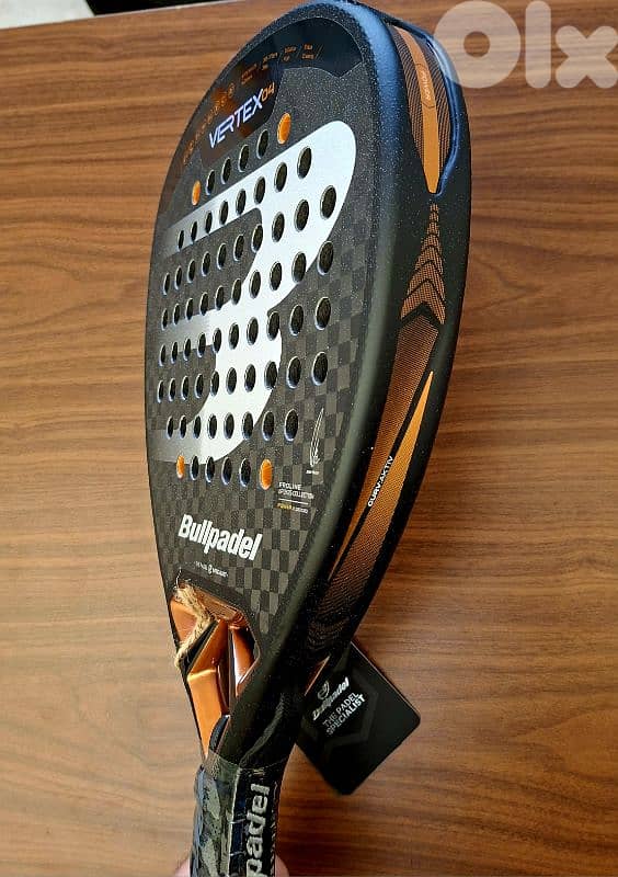 Bullpadel Vertex 04 12K Model 2025 Price: 220$ 2