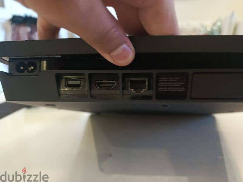 PS4 used 500gb like new and sealed 76 787 793 1