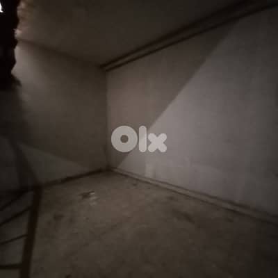 Shop of 3 floors in Jal el Dib for sale محل تجاري 3 طوابق للبيع في جل